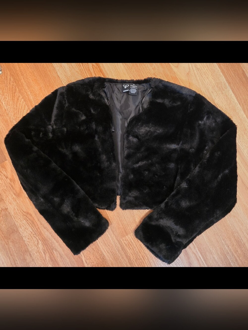 Women's Black Faux Fur Cropped Jacket - Size Medium